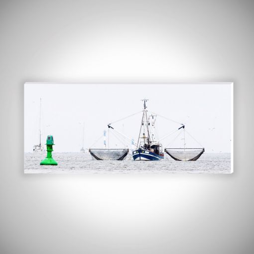 CuxPrint - Motiv: Fischkutter mit Rettungsboje Panorama | Hartschaumplatte 10mm Galerie Print 