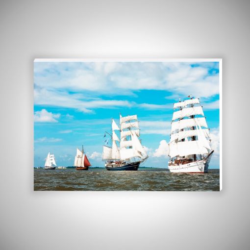 CuxPrint - Motiv: Segelschiffe auf der Nordsee Querformat | Hartschaumplatte 10mm Galerie Print